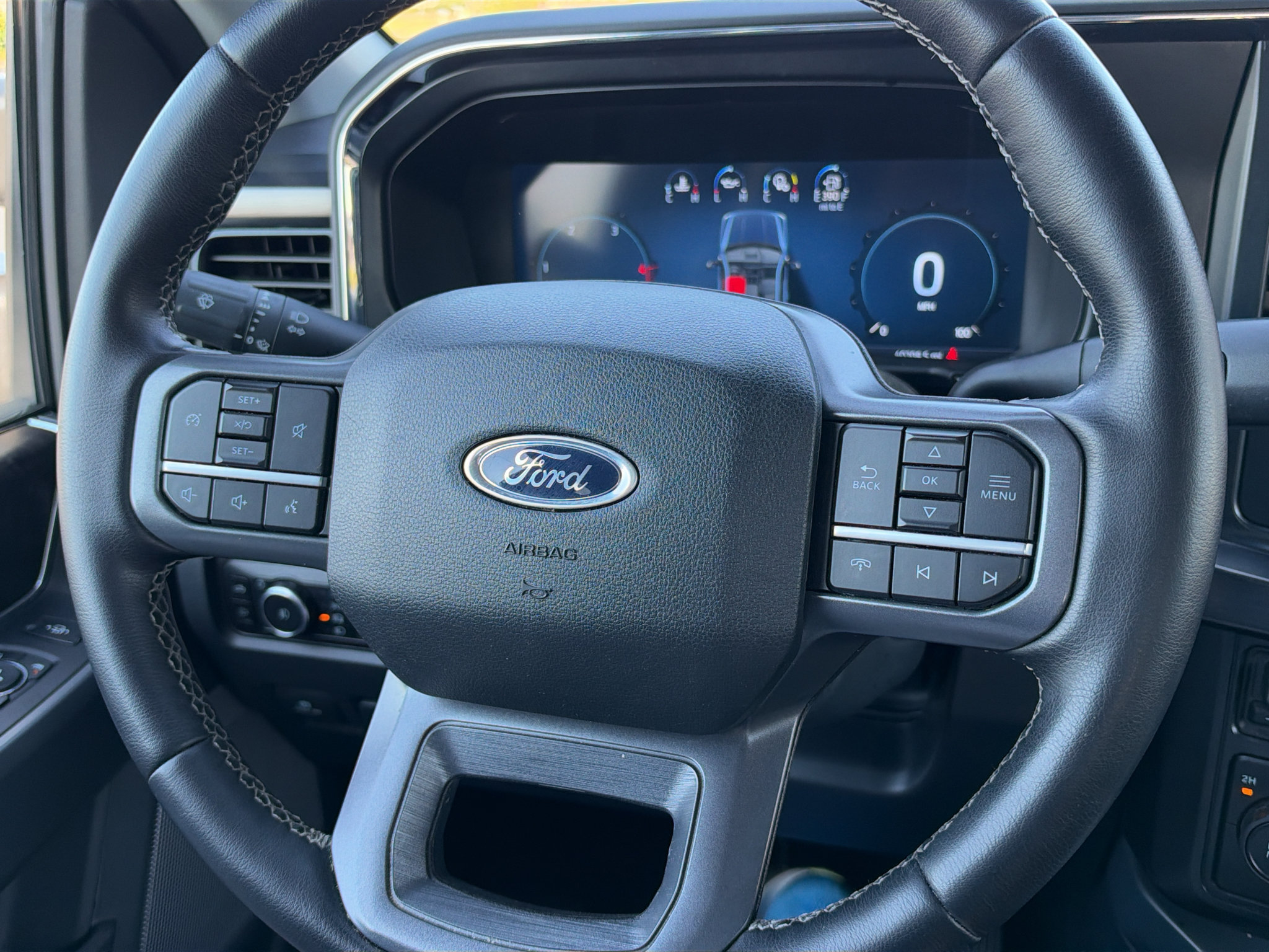Used 2026 Ford F250 Lariat AWD/4WD image 25