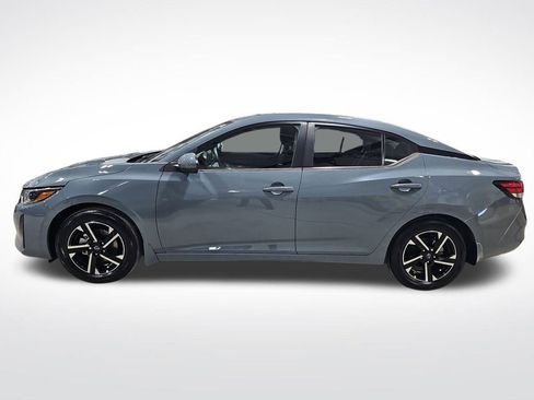 Used 2025 Nissan Sentra SV w/ All-Weather Package image 8