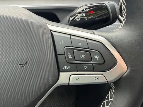 New 2026 Volkswagen Tiguan SE image 14