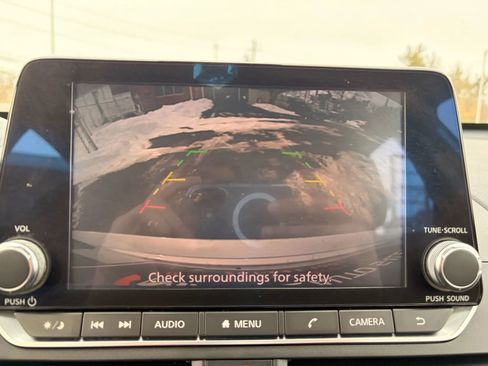 Used 2022 Nissan Altima 2.5 SV w/ SV Premium Package image 25