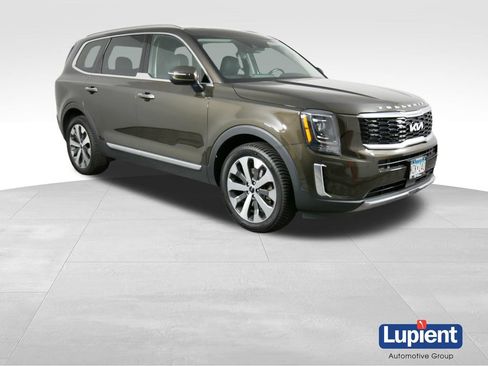 Used 2022 Kia Telluride S AWD/4WD image 1