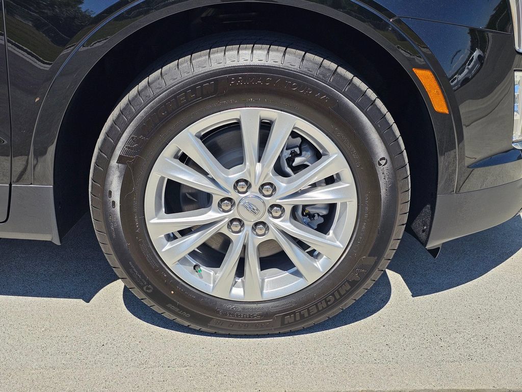 New 2026 Cadillac XT5 Luxury AWD/4WD image 9