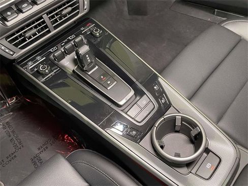 Used 2025 Porsche 911 Carrera image 29