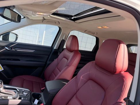New 2025 MAZDA CX-5 Carbon Edition image 18