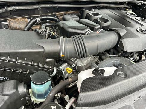 Certified 2020 Toyota 4Runner TRD Off-Road Premium w/ Moonroof Package image 25