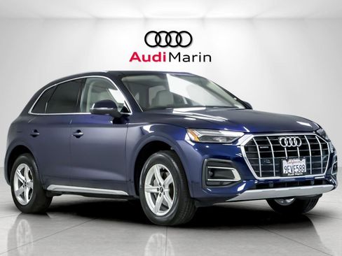 Used 2023 Audi Q5 Premium w/ Convenience Package image 7