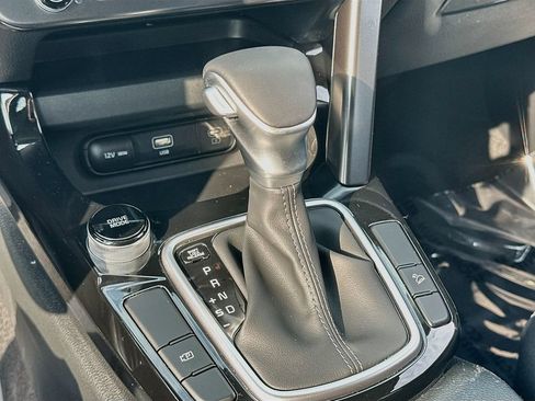Certified 2025 Kia Seltos S FWD image 17