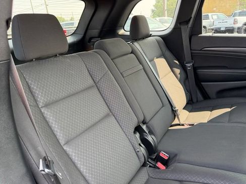 Used 2019 Jeep Grand Cherokee Laredo AWD/4WD image 12