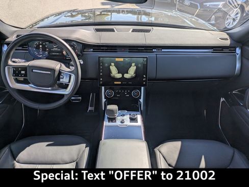 Used 2023 Land Rover Range Rover SE image 16