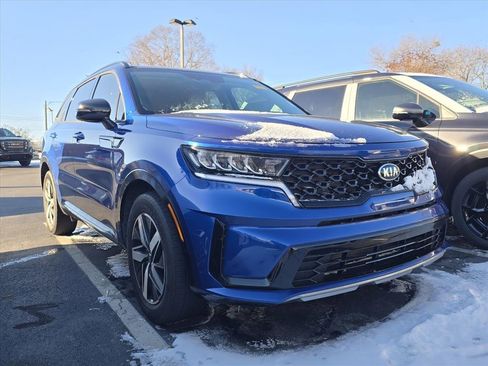 Used 2021 Kia Sorento S w/ Panoramic Sunroof Package image 1
