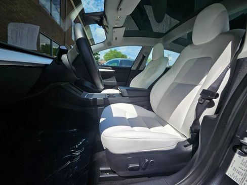 Used 2023 Tesla Model 3 Standard Range RWD image 34
