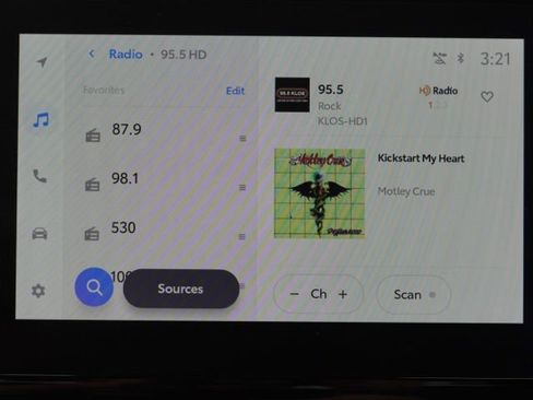 Used 2024 Toyota Corolla SE image 19