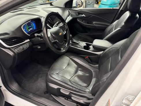 Used 2018 Chevrolet Volt LT w/ LT Driver Confidence Package image 13