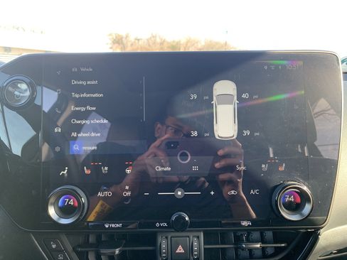 Used 2025 Lexus NX 450h+ AWD w/ Accessory Package (2T) image 23