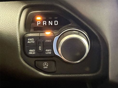 Used 2023 RAM 1500 Big Horn AWD/4WD image 15