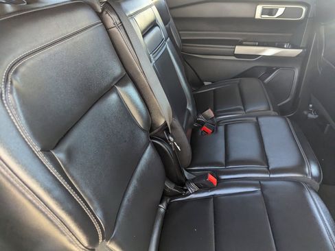 Used 2023 Ford Explorer XLT w/ Equipment Group 202A image 14