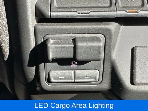 Used 2021 Chevrolet Silverado 1500 LT image 32