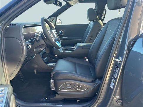 New 2026 Hyundai Palisade Calligraphy image 9