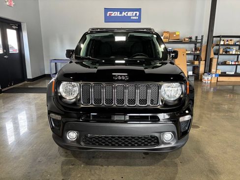 Used 2020 Jeep Renegade Latitude w/ Cold Weather Group AWD/4WD image 2