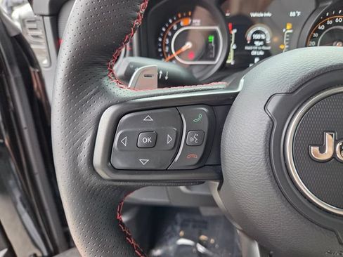 Certified 2026 Jeep Wrangler Unlimited Rubicon 392 w/ Quick Order Package 27X Moab AWD/4WD image 30