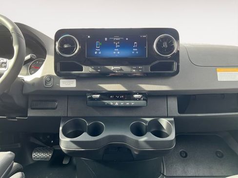 New 2026 Mercedes-Benz Sprinter 2500 image 11