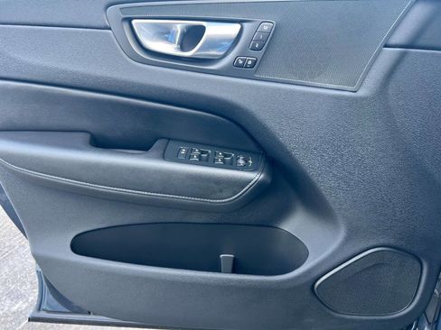 Used 2025 Volvo XC60 B5 Plus w/ Protection Package Premier image 16