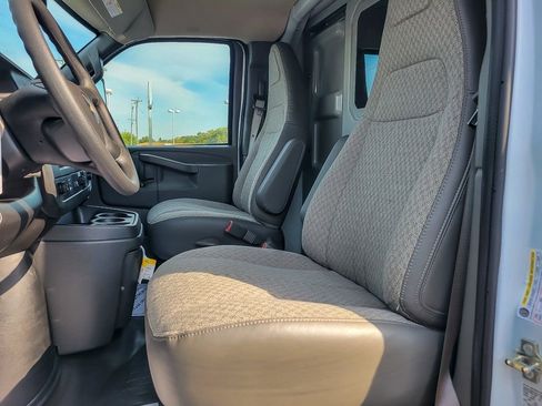 New 2025 Chevrolet Express 3500 w/ Power Convenience Package image 8