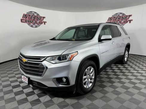 Used 2019 Chevrolet Traverse LT AWD/4WD image 3