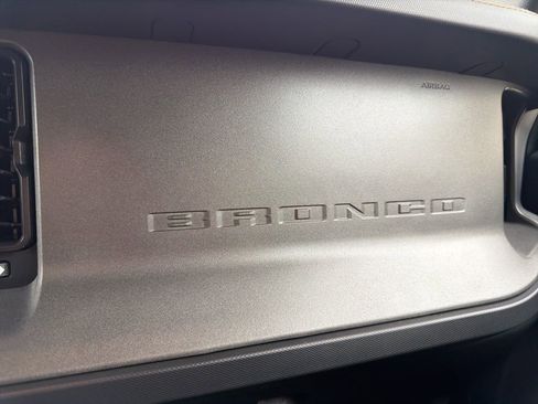 Certified 2024 Ford Bronco Badlands AWD/4WD image 40