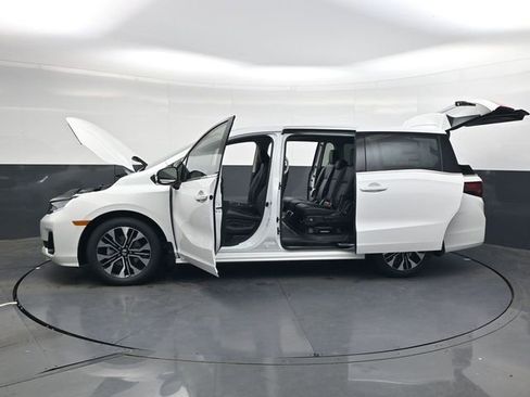 New 2026 Honda Odyssey Elite image 36