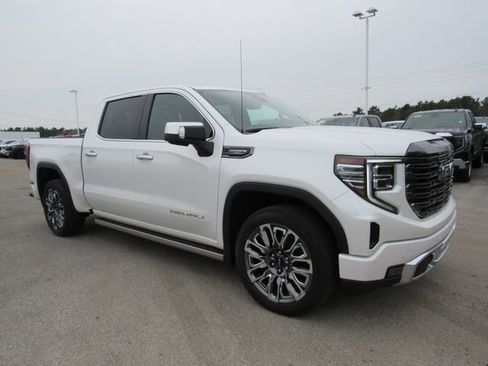 Used 2024 GMC Sierra 1500 Denali Ultimate AWD/4WD image 6