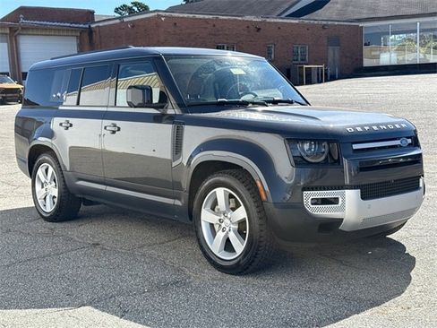 Used 2023 Land Rover Defender 130 First Edition image 7