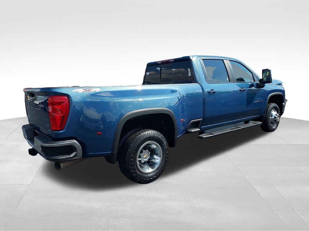 Used 2024 Chevrolet Silverado 3500 LT w/ All Star Edition AWD/4WD image 5