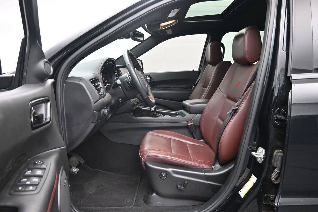 Used 2024 Dodge Durango R/T w/ Tow 'N Go Group AWD/4WD image 10