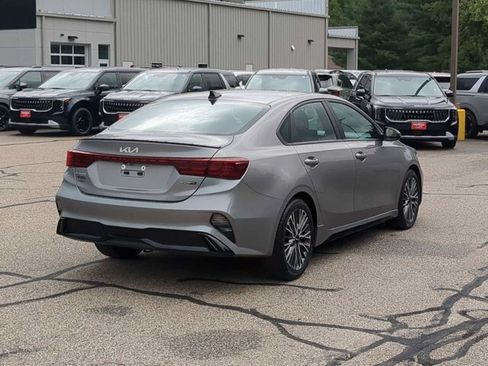 Used 2023 Kia Forte GT-Line FWD image 3