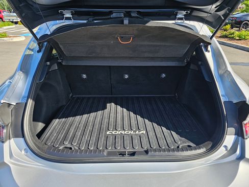 Used 2021 Toyota Corolla SE w/ Carpet Mat Package (TMS) FWD image 9