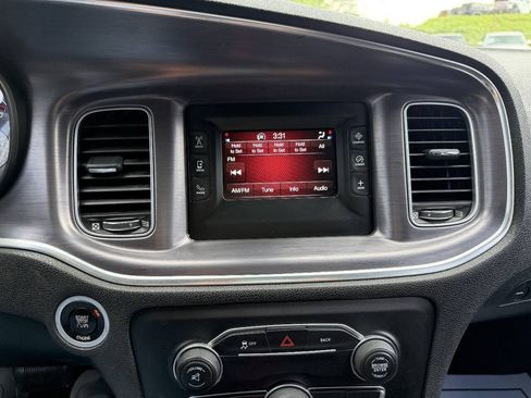 Used 2015 Dodge Charger SE w/ Sport Appearance Group RWD image 19