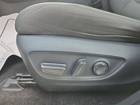 Used 2024 Toyota RAV4 XLE FWD image 12