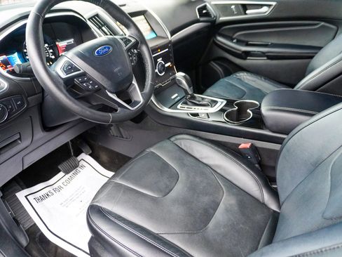 Used 2015 Ford Edge Titanium w/ Equipment Group 301A image 18