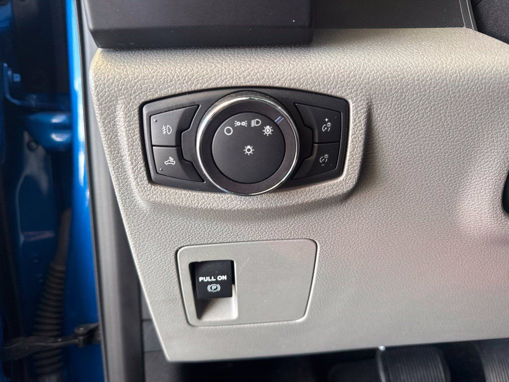 Used 2019 Ford F150 XL w/ Equipment Group 101A Mid AWD/4WD image 14