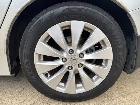 Used 2014 Honda Accord EX image 9