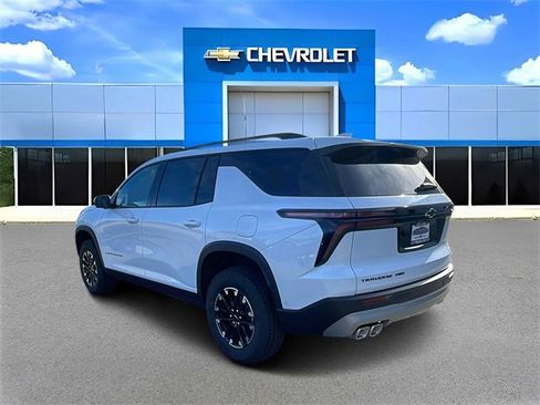 New 2026 Chevrolet Traverse Z71 w/ Enhanced Driving Package image 5