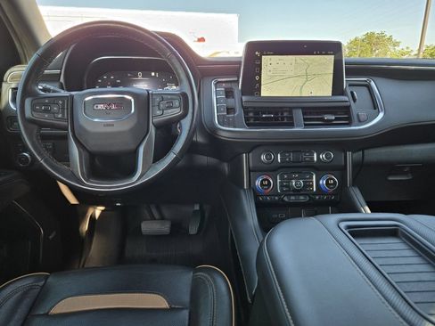 Used 2022 GMC Yukon AT4 AWD/4WD image 16