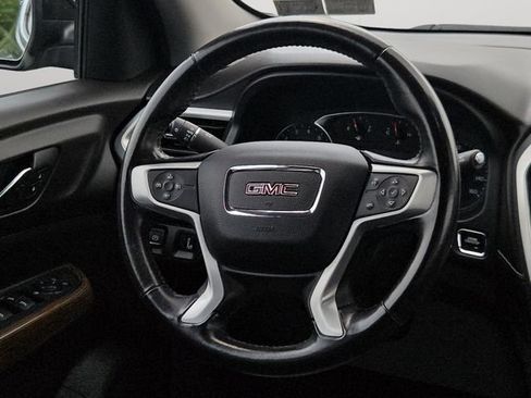 Used 2020 GMC Acadia SLE w/ Driver Convenience Package FWD image 19