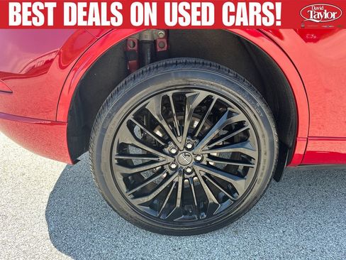 Used 2023 Lincoln Corsair Reserve w/ Jet Appearance Package AWD/4WD image 35