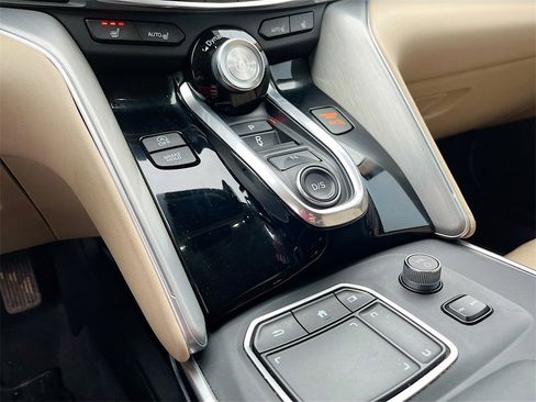 Used 2024 Acura TLX w/ Technology Package image 17