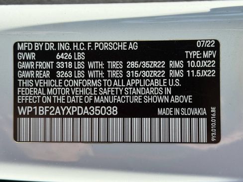 Certified 2023 Porsche Cayenne Turbo AWD/4WD image 37