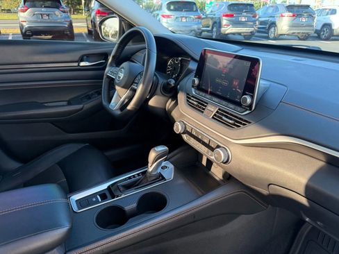 Used 2020 Nissan Altima 2.5 SR w/ Premium Package image 47