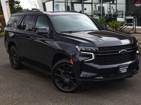 Used 2023 Chevrolet Tahoe RST w/ Luxury Package image 2