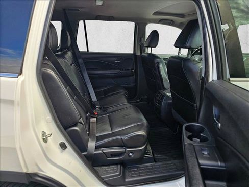 Used 2018 Honda Pilot EX-L image 11